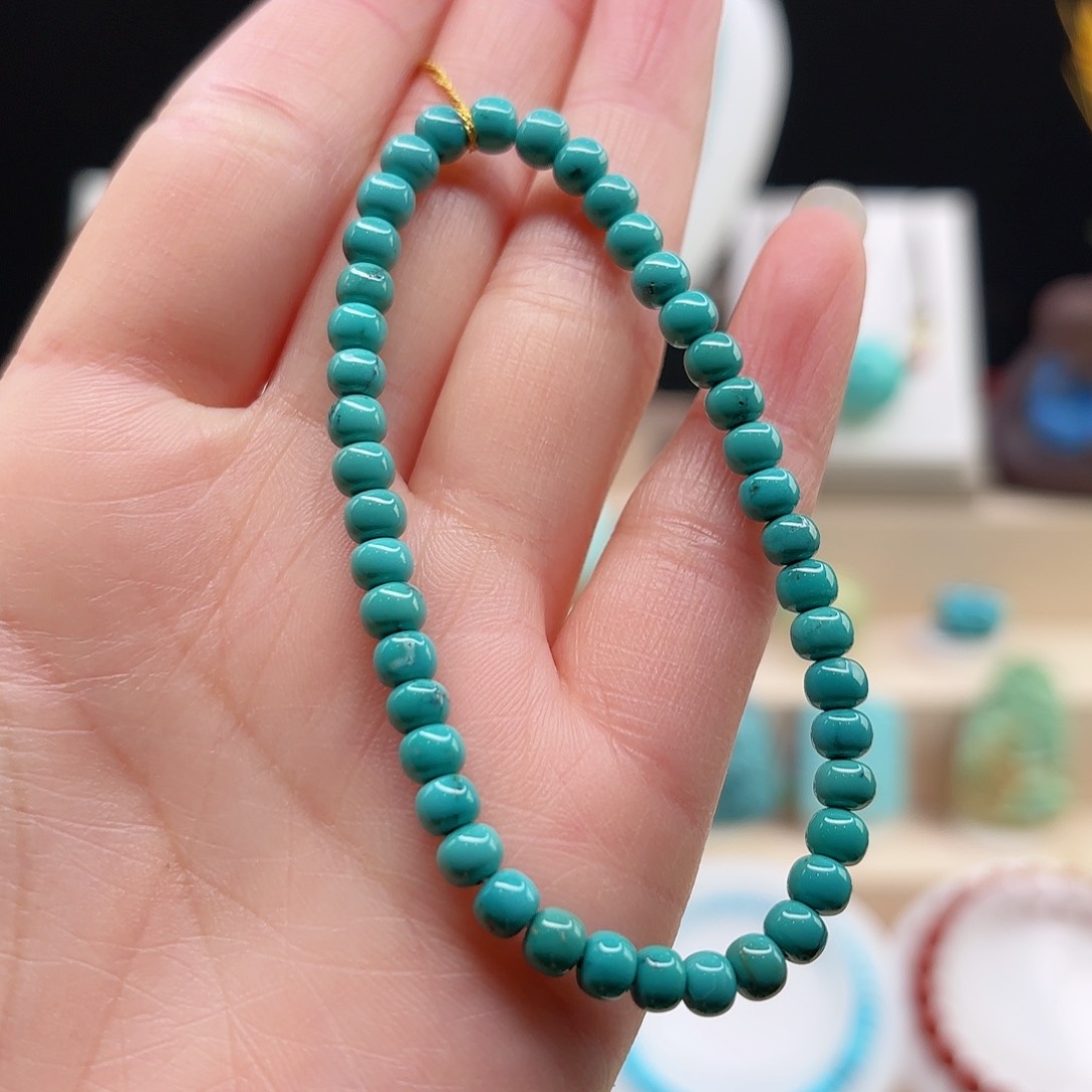 绿松石配饰未镶嵌