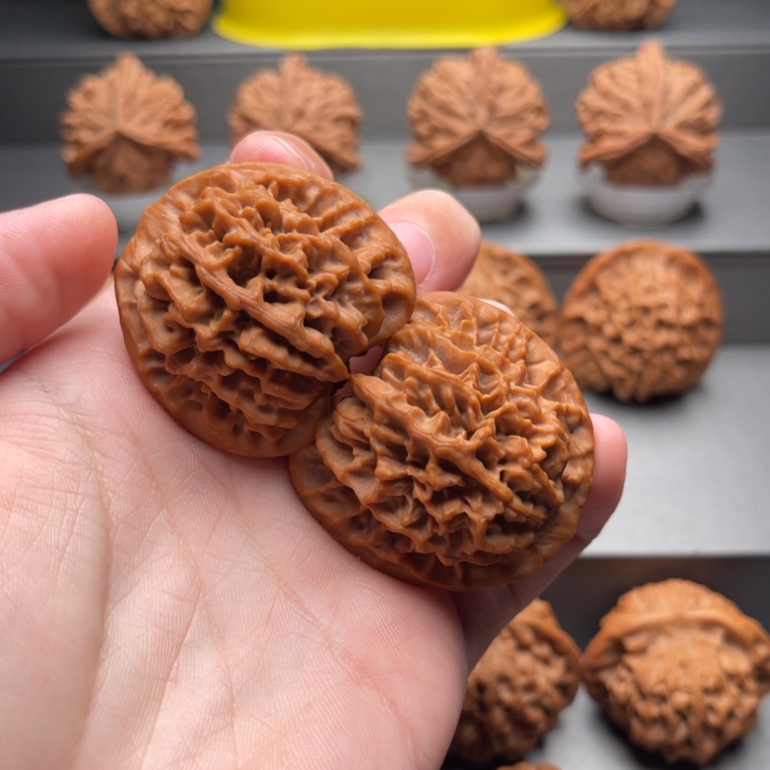 小***大把件文玩核桃秦闷