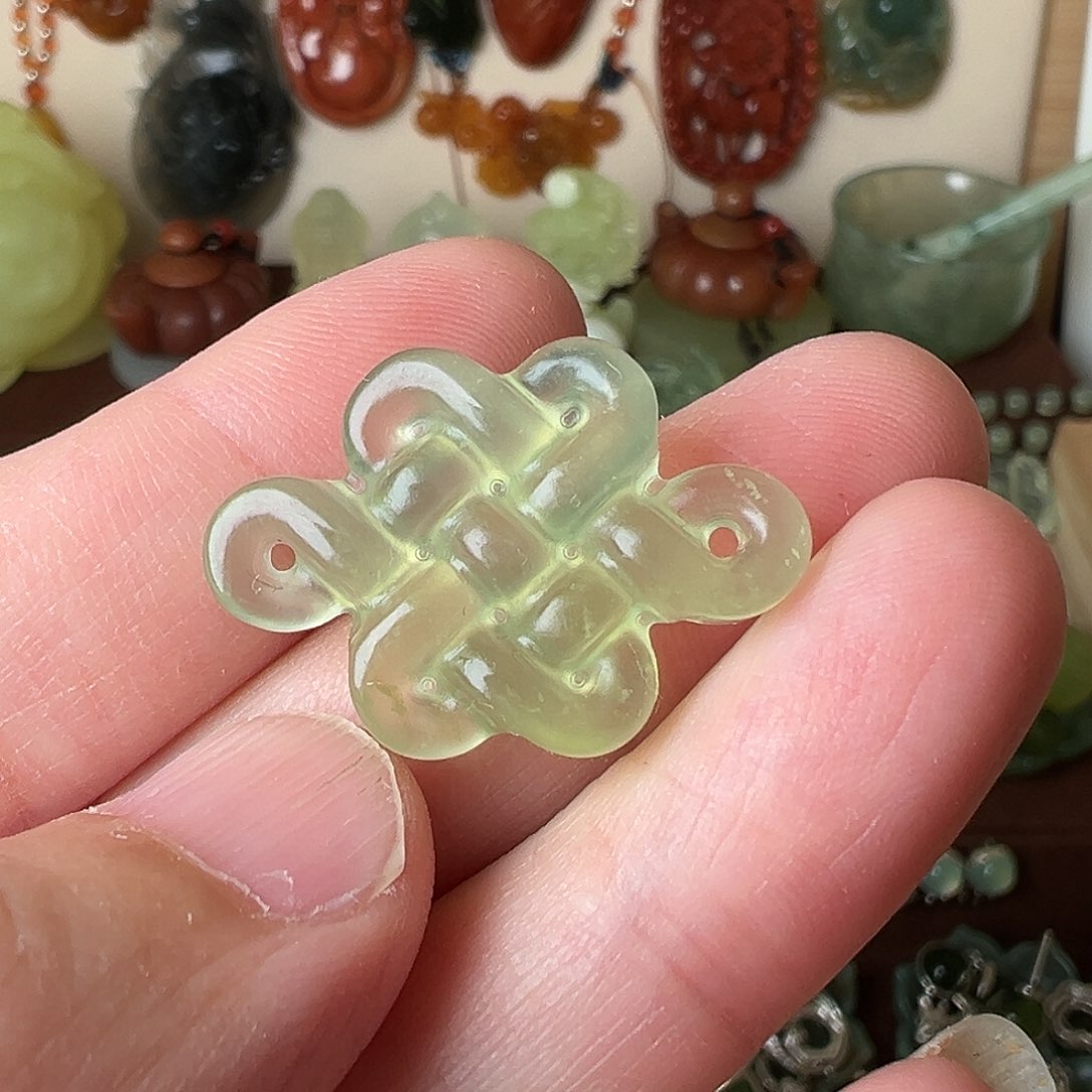 蛇纹石玉吊坠(赠链)未镶嵌