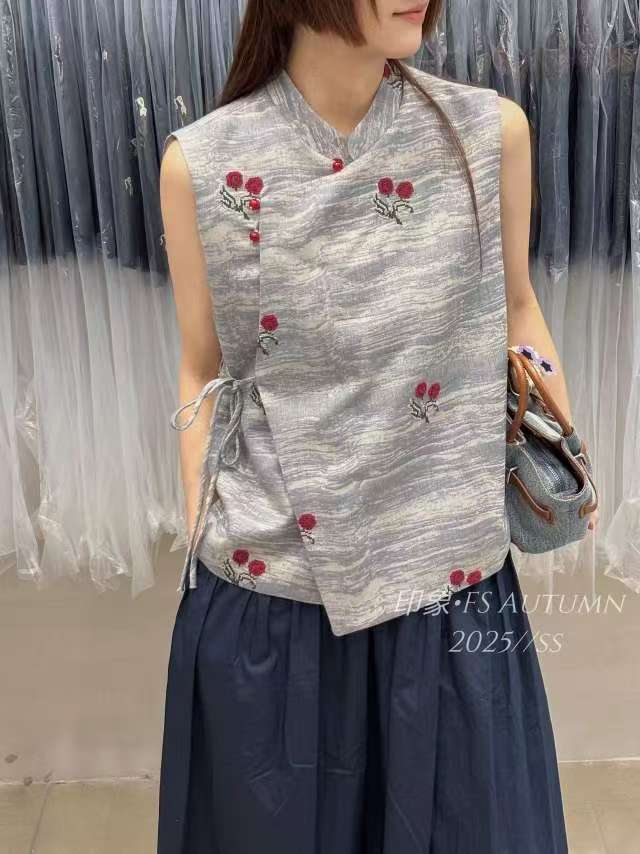 【666】 909/89803/180  新款高品爆款新中式重工刺绣国风马甲