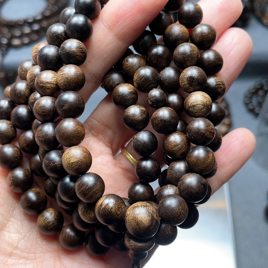 沉香手串心*光白棋瘤疤0.8