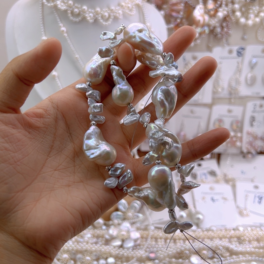 困***噜未镶嵌淡水珍珠耳饰项链