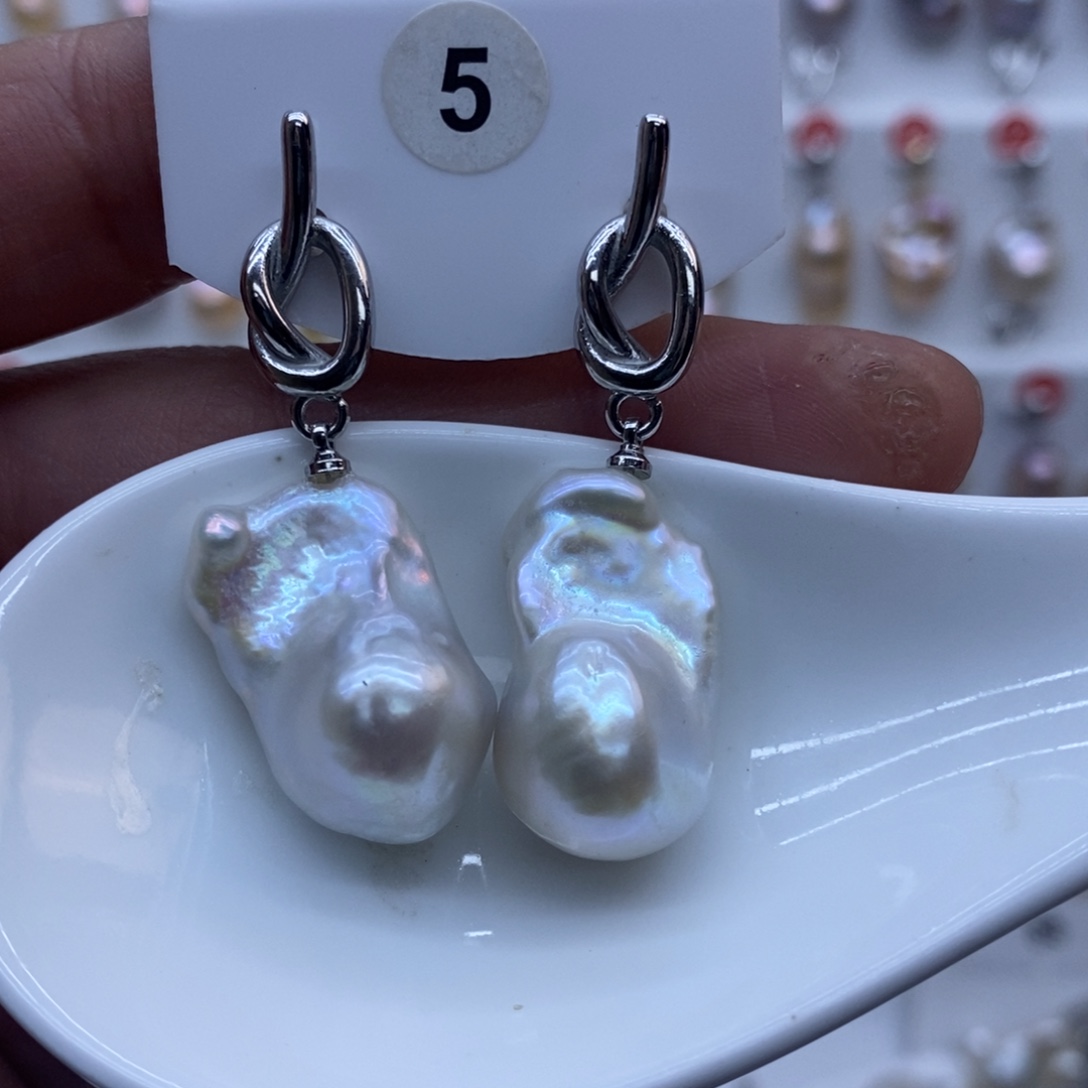 未镶嵌淡水珍珠颈饰