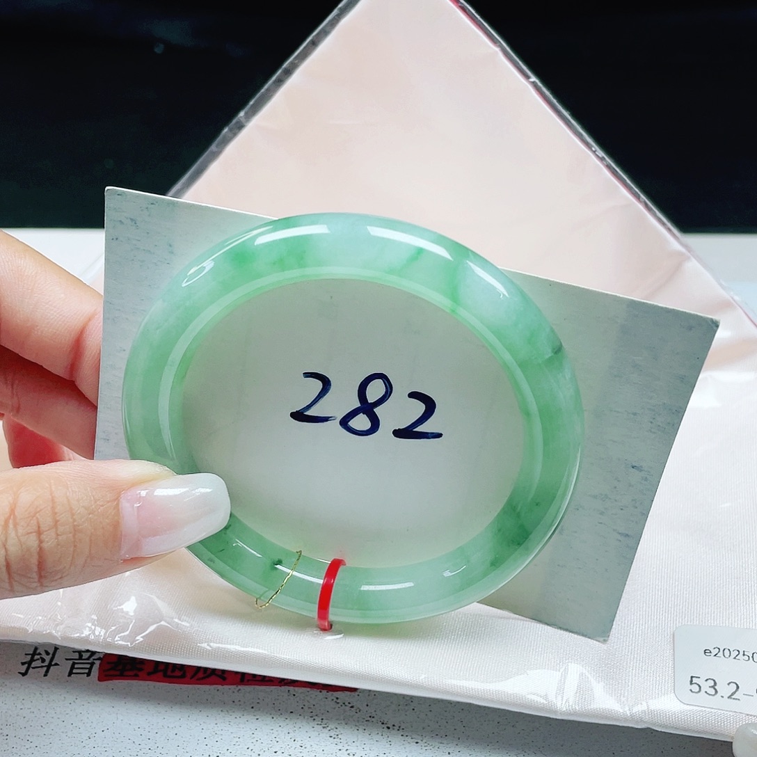 翡翠未镶嵌手镯 圆条53+
