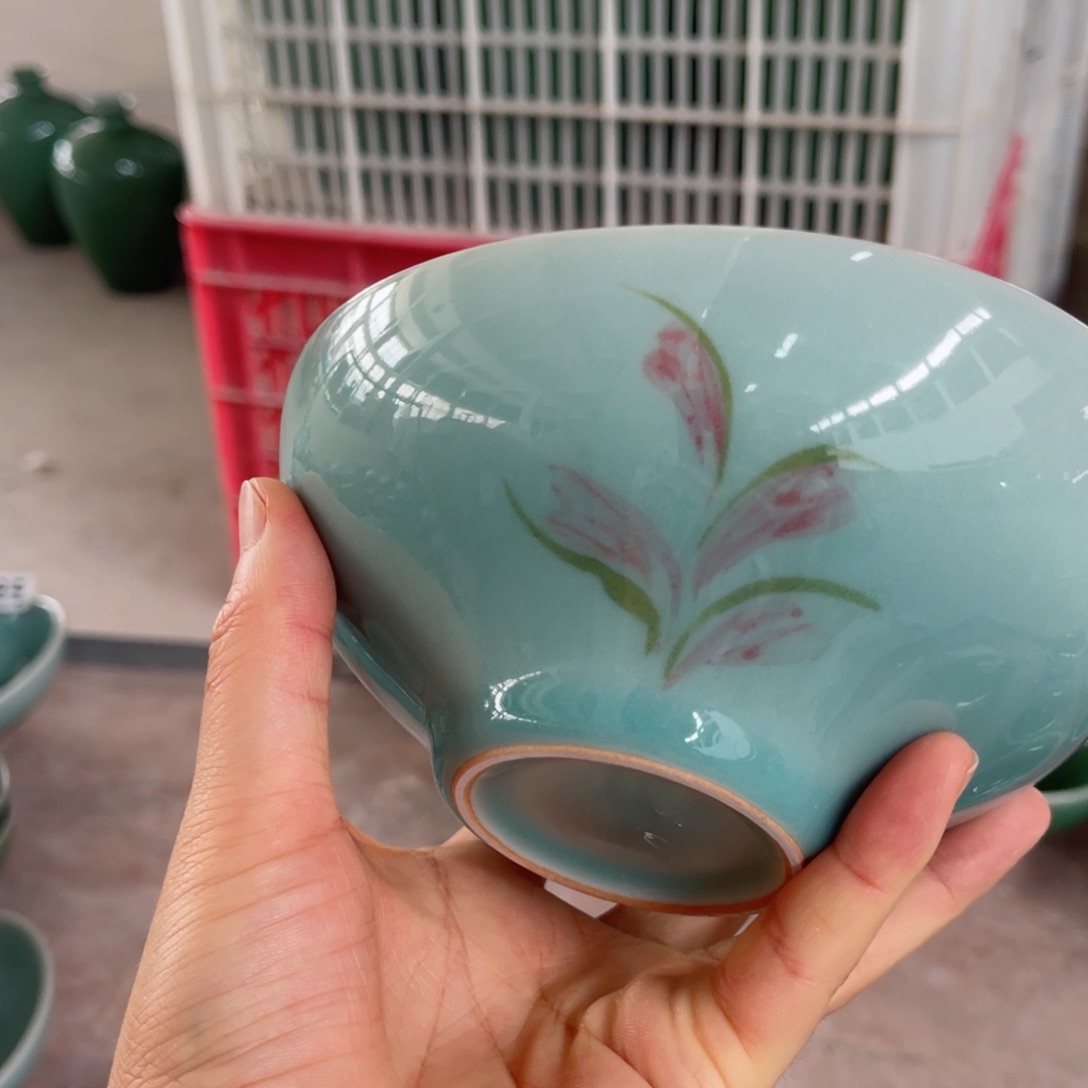 青瓷哈哈哈哈哈哈哈哈哈哈哈哈