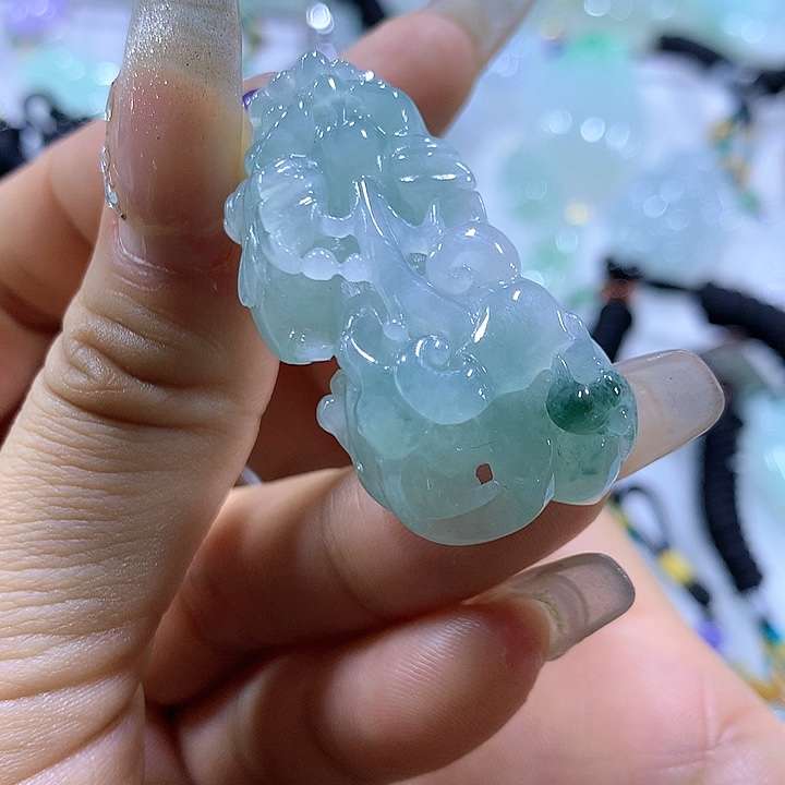 翡翠颈饰未镶嵌天然翡翠A货吊坠