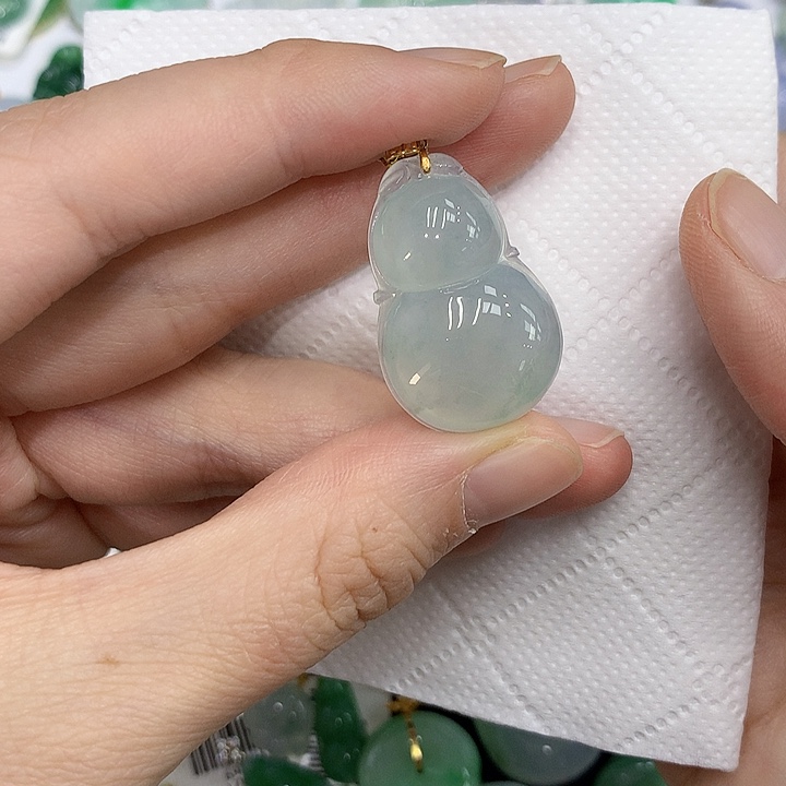 颈饰18K金镶嵌翡翠23456789999