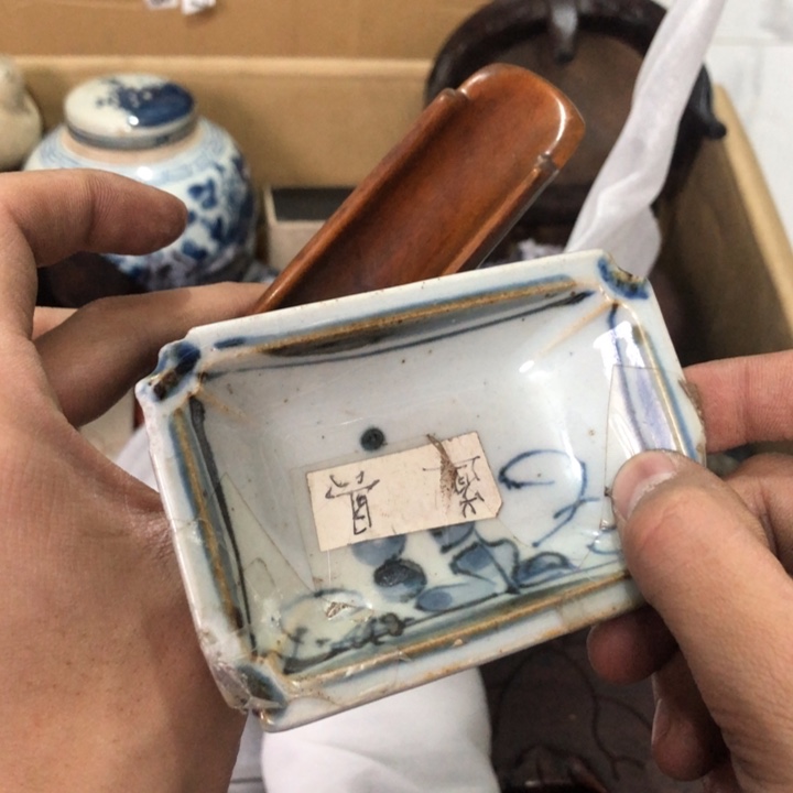 陶瓷孤品单件车里拍