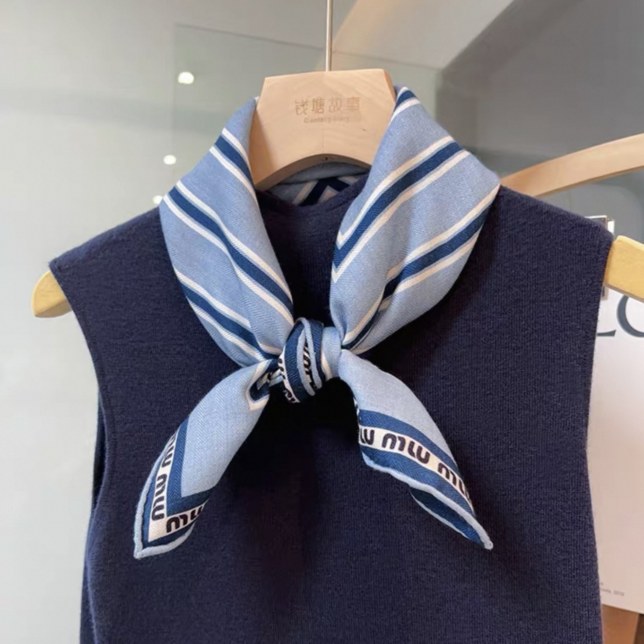 真丝羊毛双面蓝色协奏曲60方巾女士丝巾围巾时尚百搭披肩外搭B562