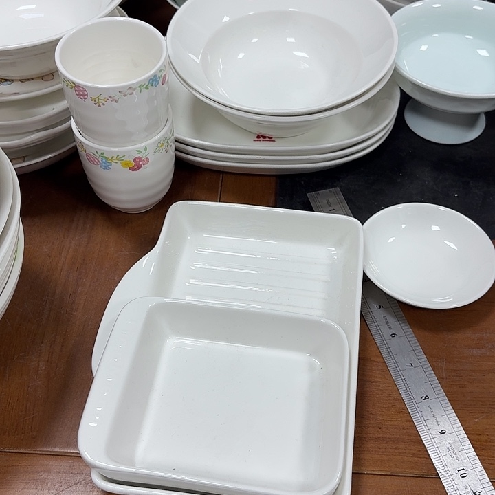 大烤盘+小烤盘。       