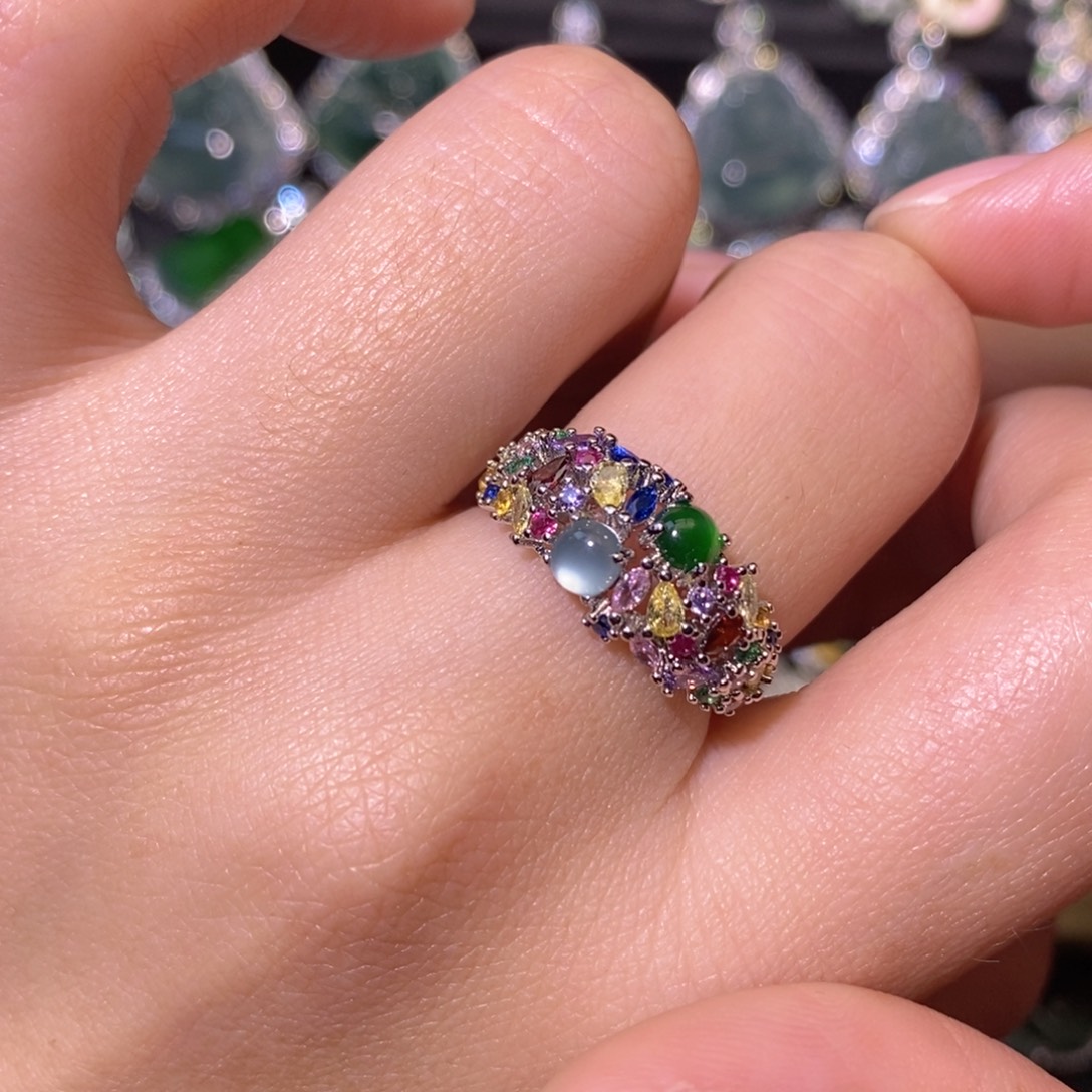 翡翠未镶嵌颈饰天然