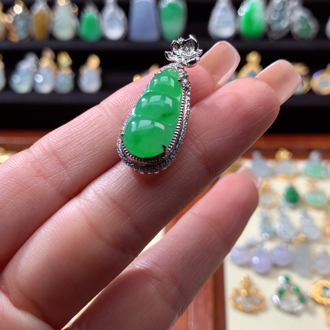 翡翠颈饰18K金镶嵌❤️*翡翠