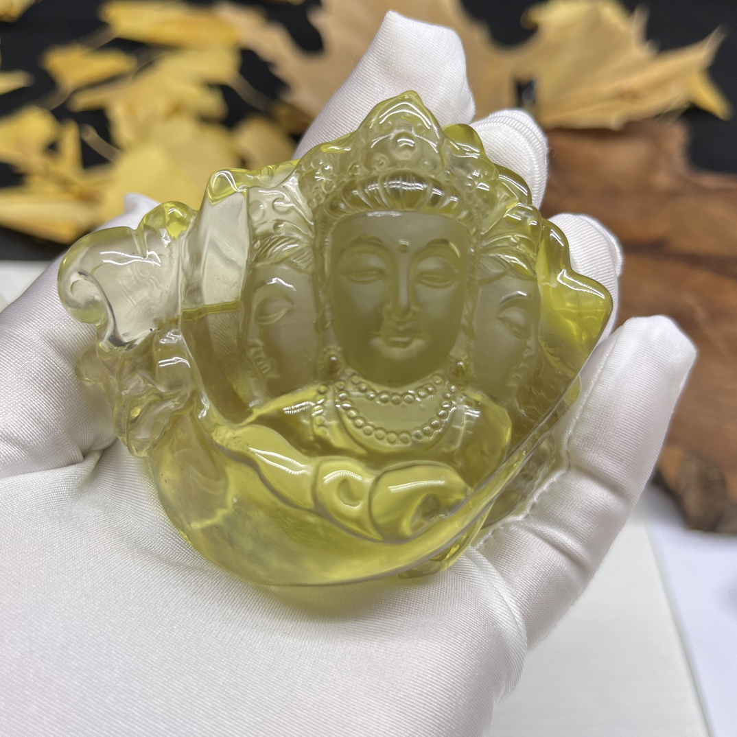 天然黄水晶观音小摆件