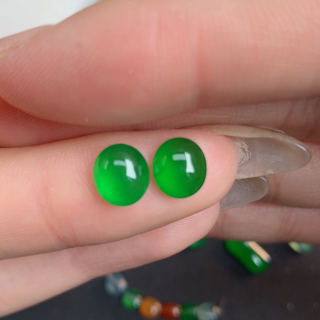 翡翠裸石7.64/6.69/3.4