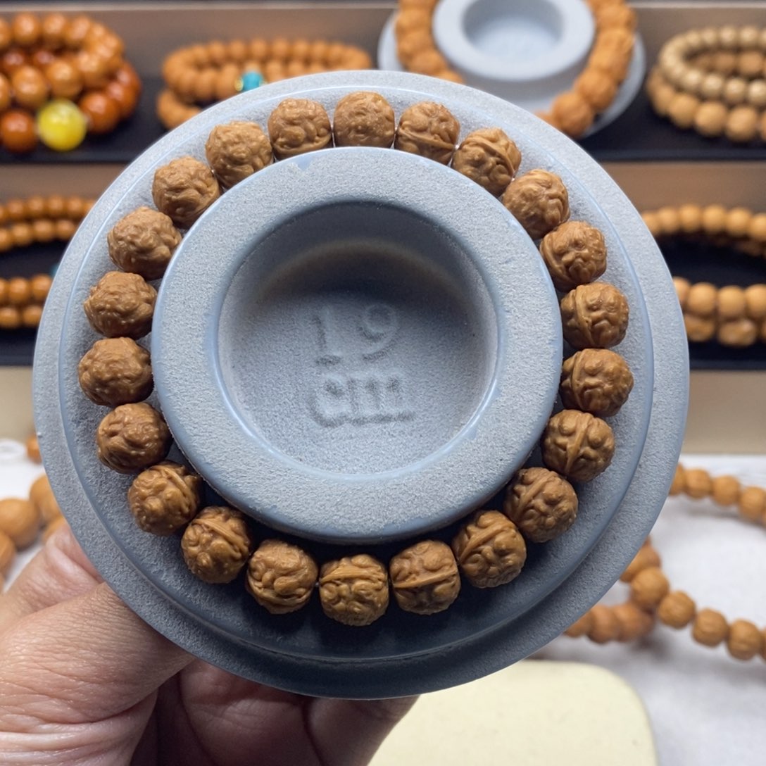猴头核桃手串小蟾王11mm