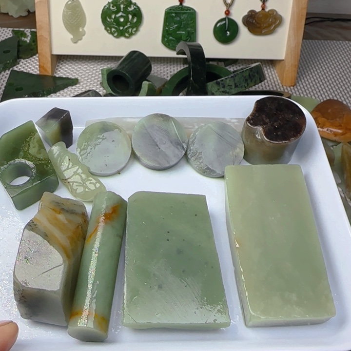 未镶嵌和田玉珠宝半成品