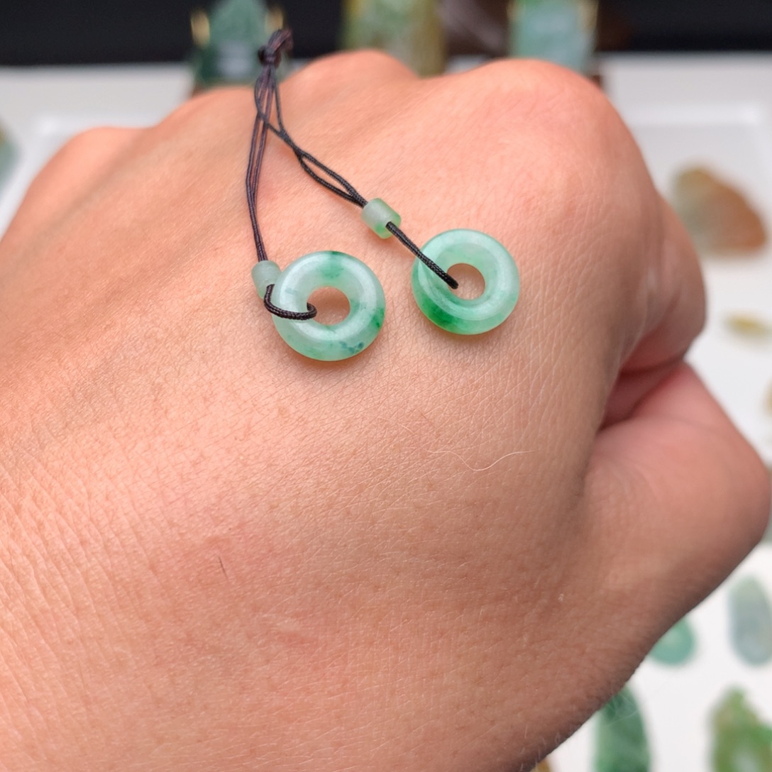 未镶嵌定制翡翠翡翠