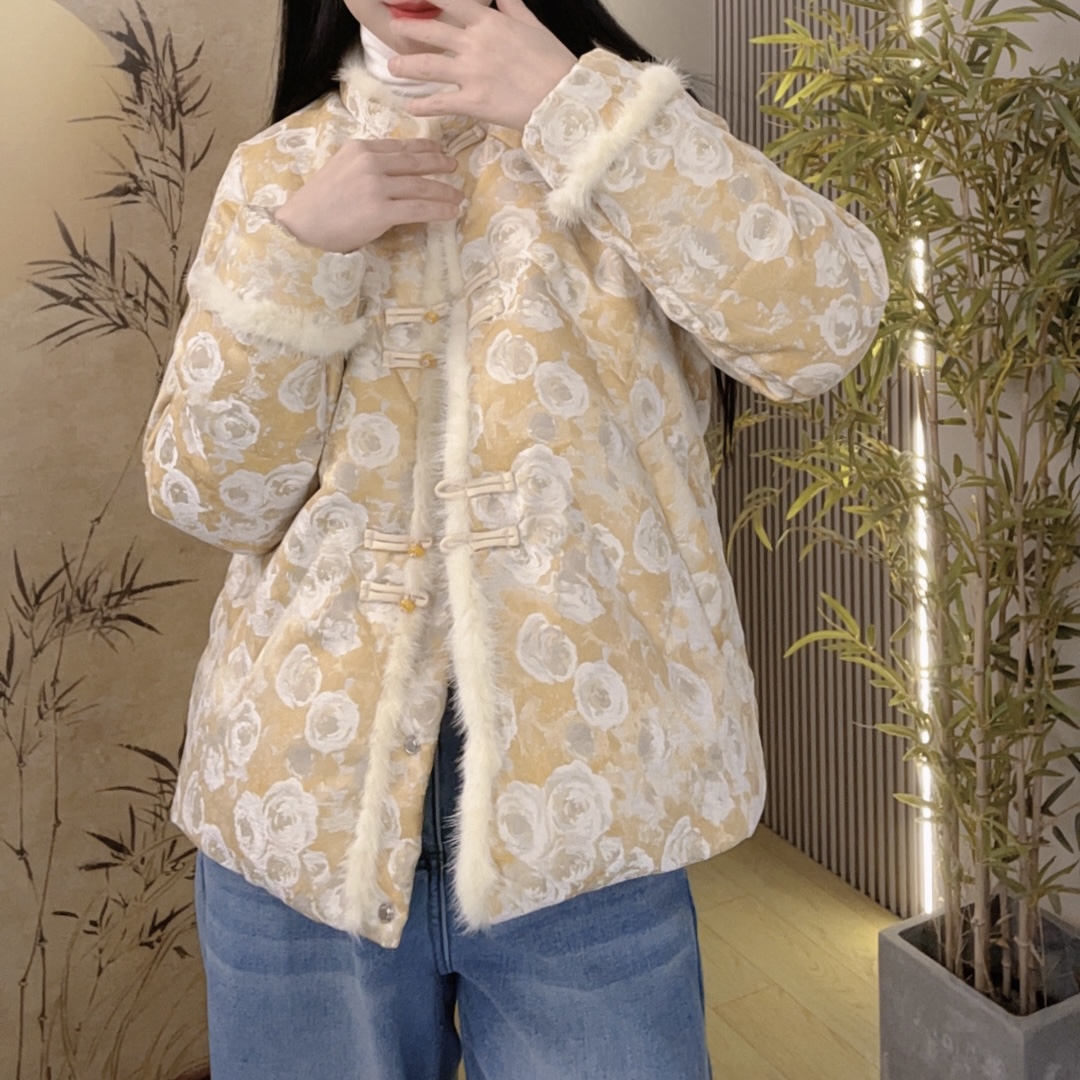 7761冬季新品复古小众中式刺绣羽绒服女