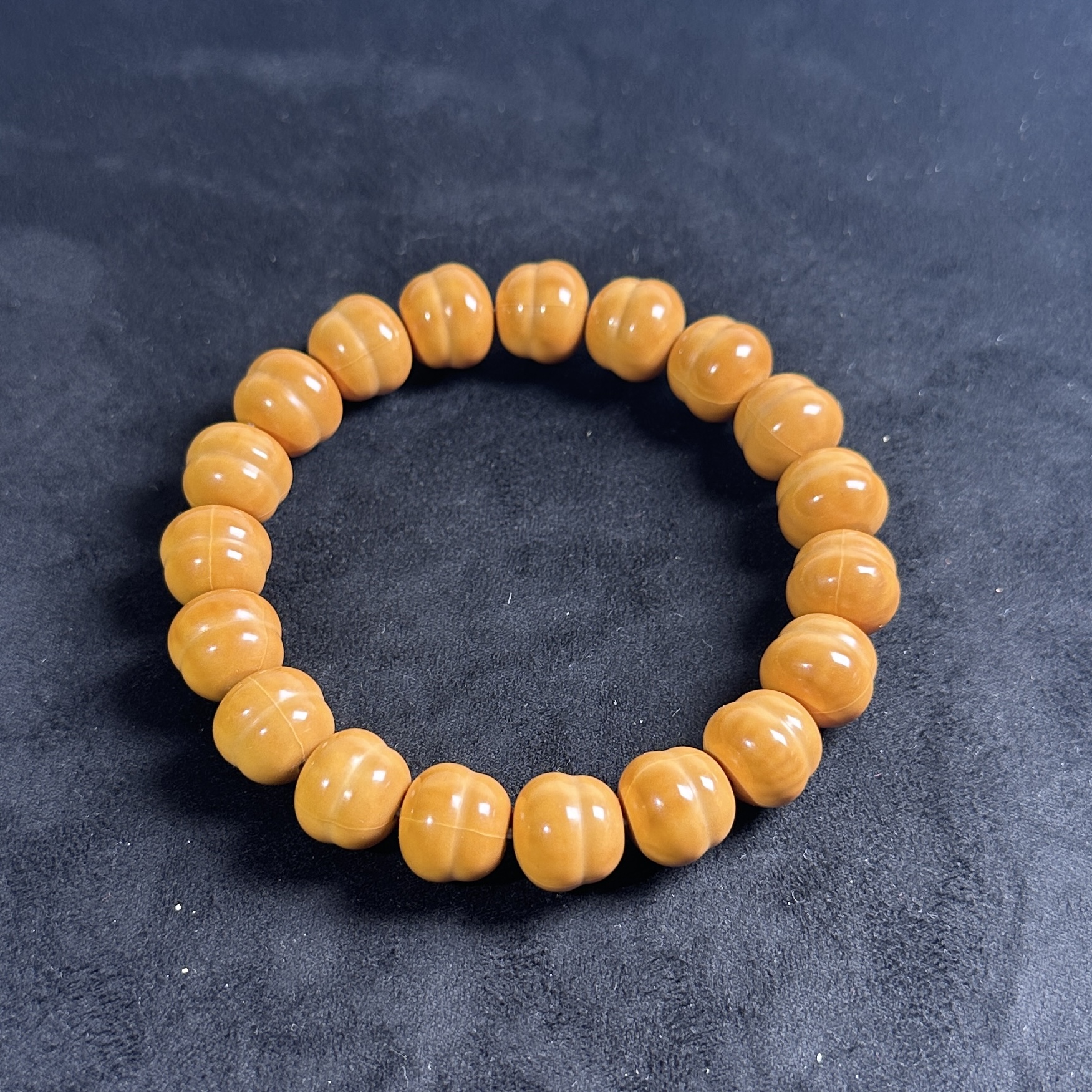 小葫芦猴头核雕手串