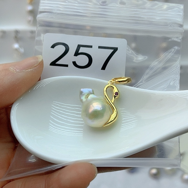 淡水珍珠颈饰银S925镶嵌