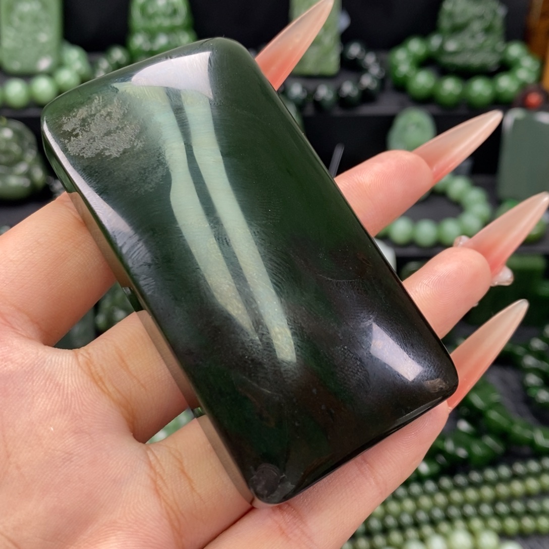 和田玉未镶嵌珠宝奇石