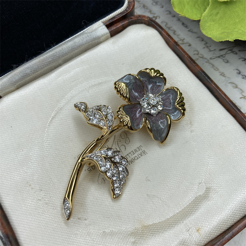 合金胸针 NOLAN MILLER墨蓝色珐琅花朵胸针2-24【2071215-013】