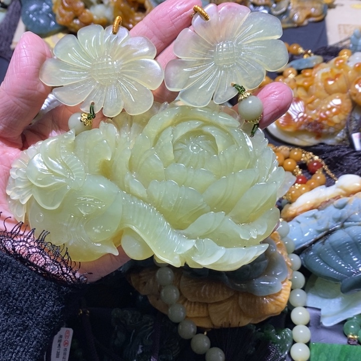 岫玉岫玉吊坠未镶嵌L***以