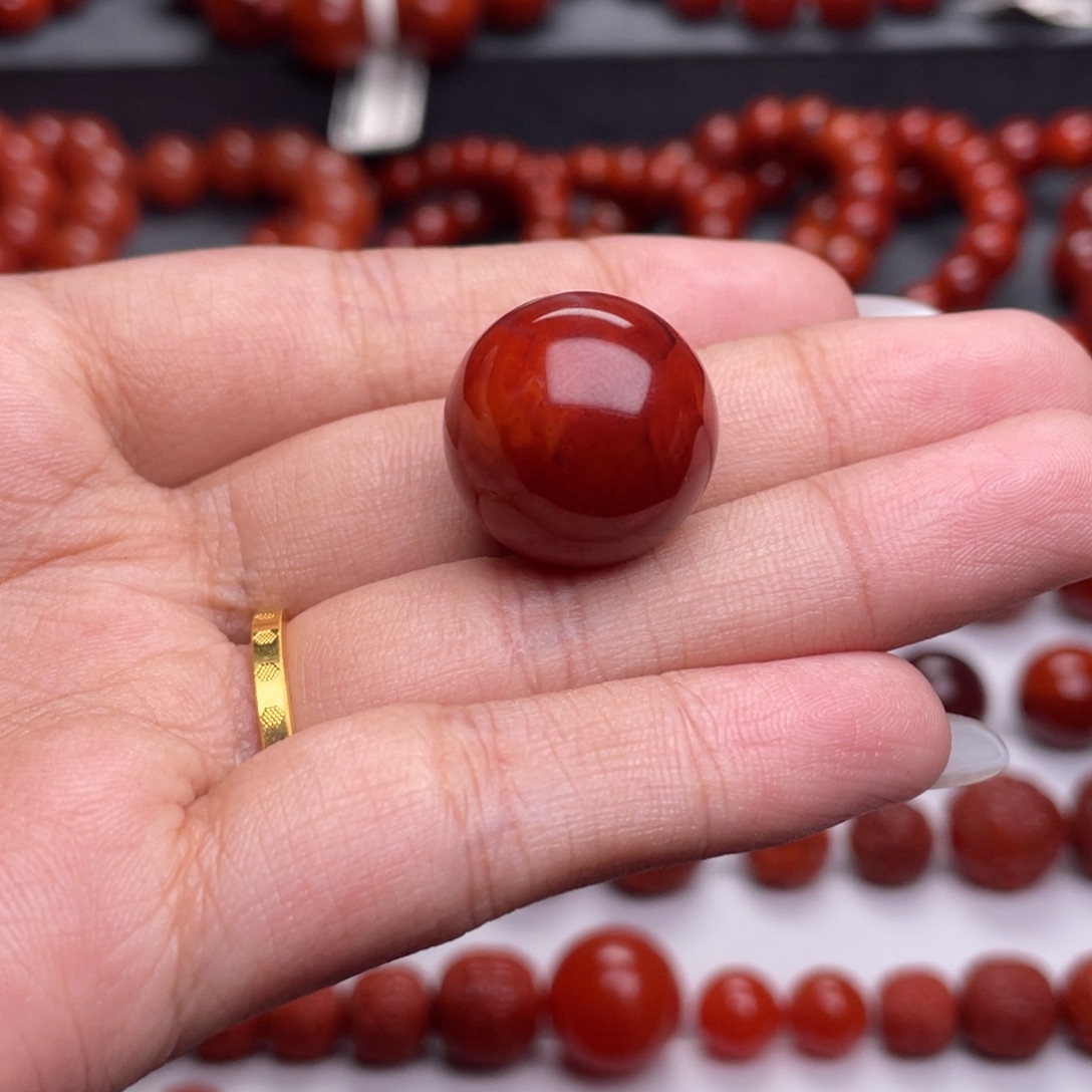 b***u南红玛瑙未镶嵌手链Y18.8mm满肉牛血火焰单珠