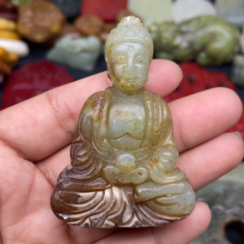 蛇纹石玉颈饰未镶嵌101