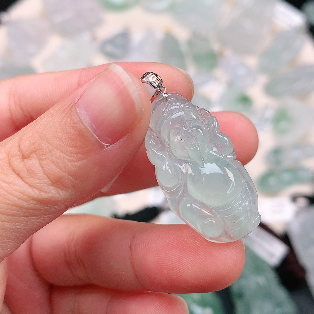 翡翠颈饰18K金镶嵌冰晴财神爷