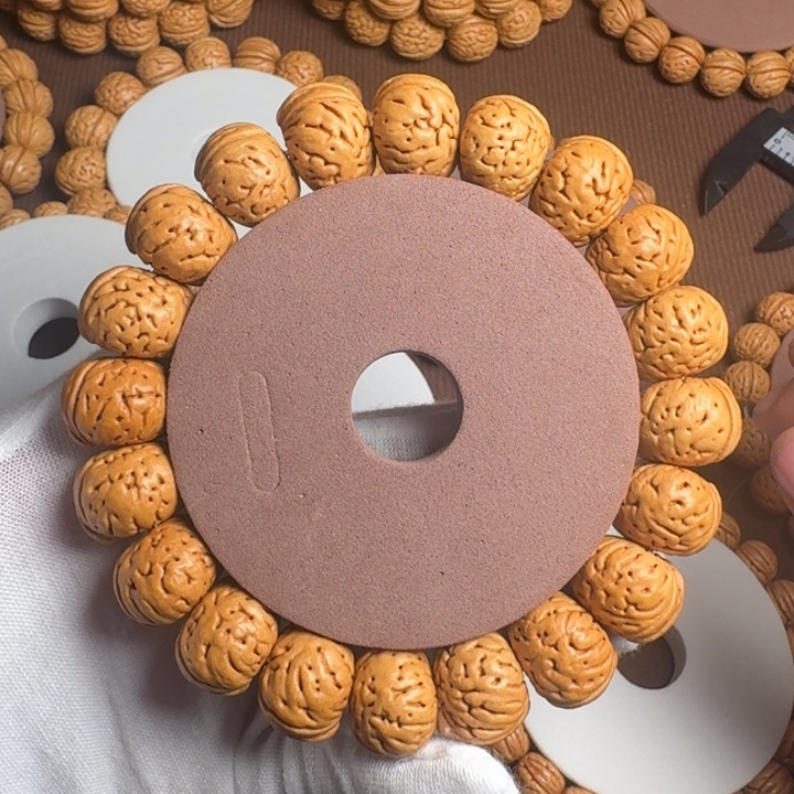 17尺寸纽扣桃核包邮