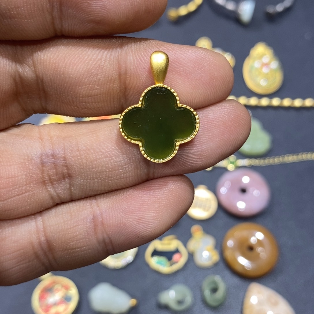 和田玉颈饰银S925镀金镶嵌