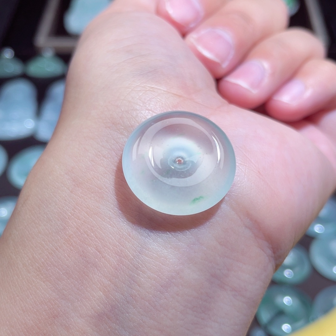 颈饰未镶嵌翡翠扣子