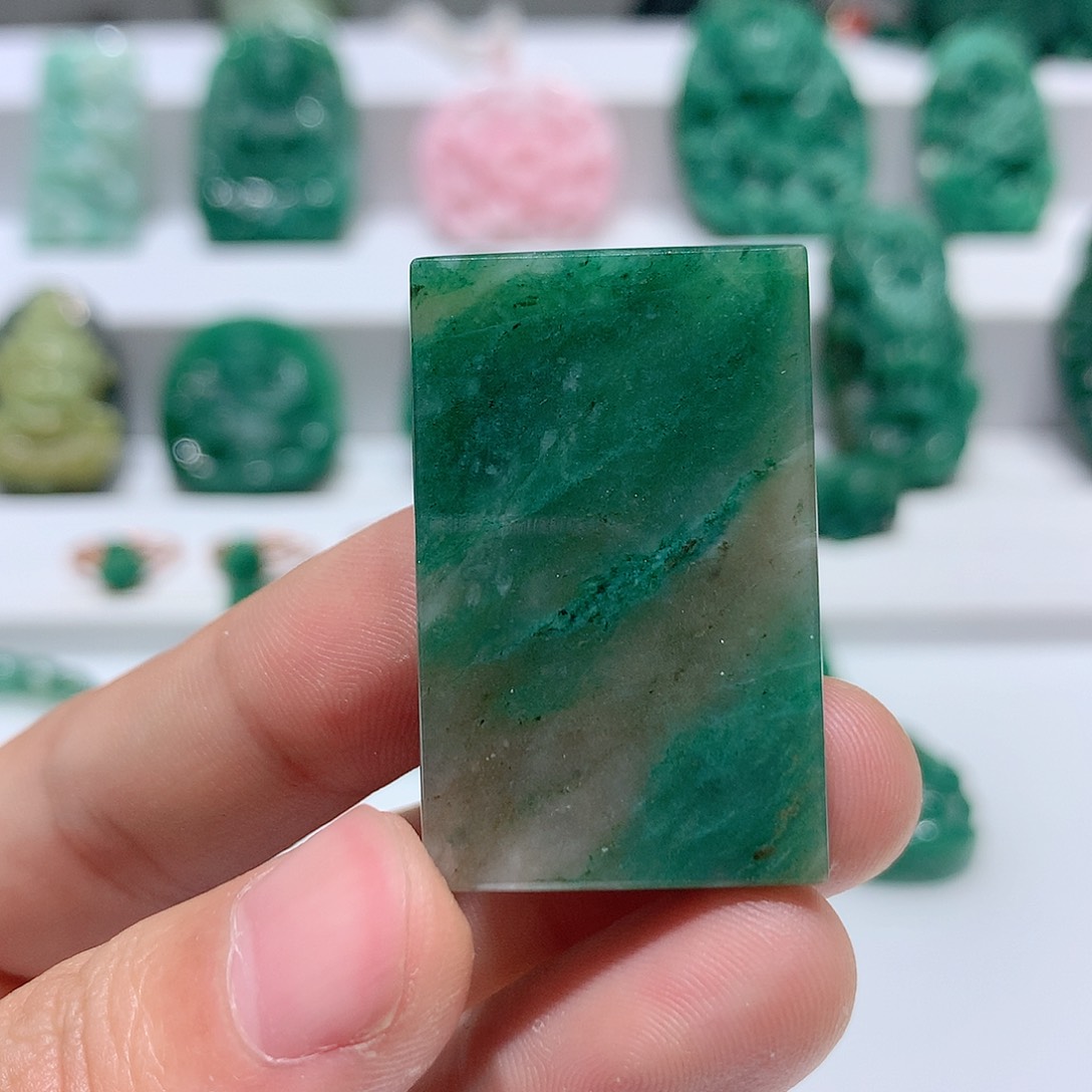 独山玉挂件未镶嵌