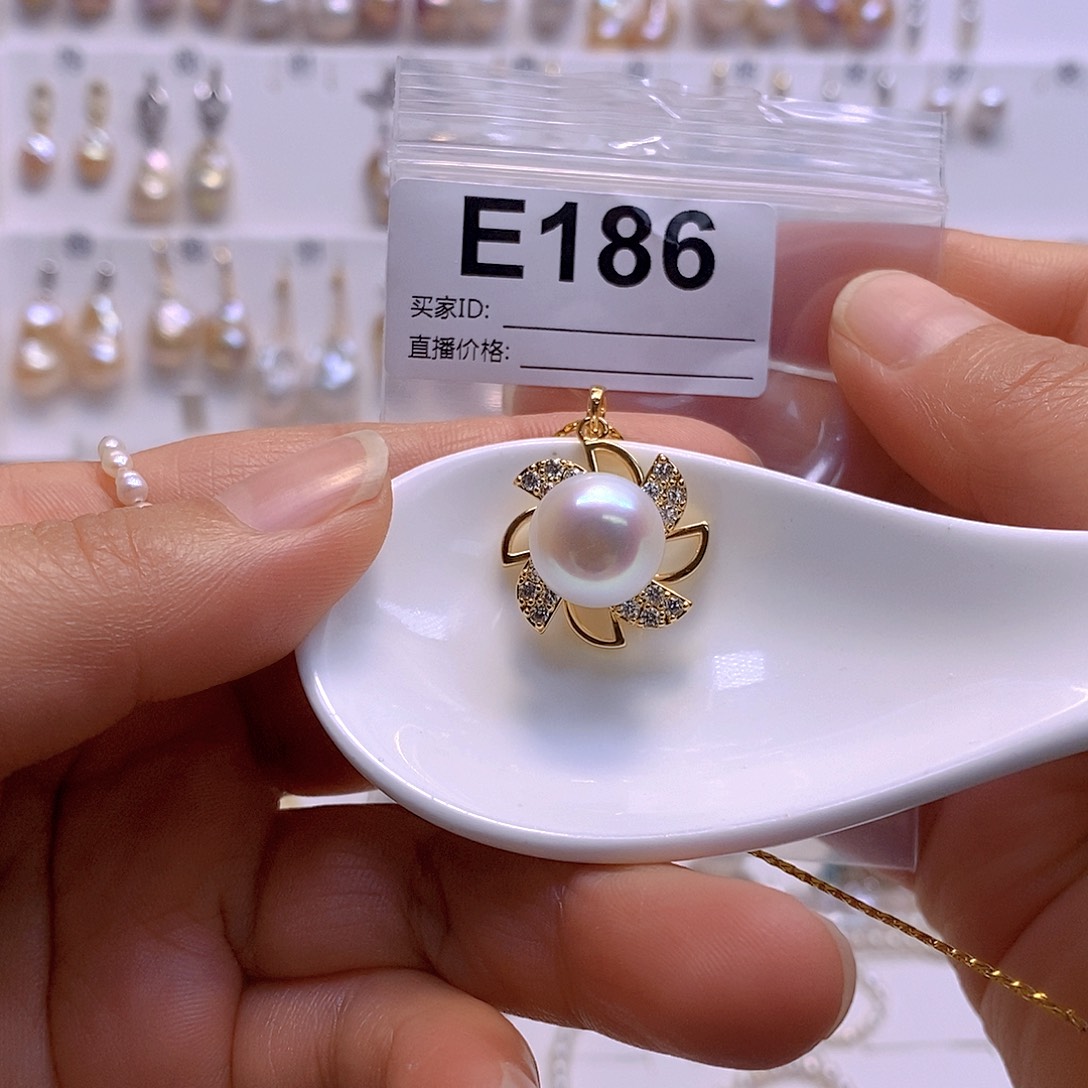 淡水珍珠颈饰合金