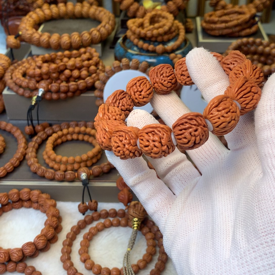 正***念桃核手串秦岭龙纹