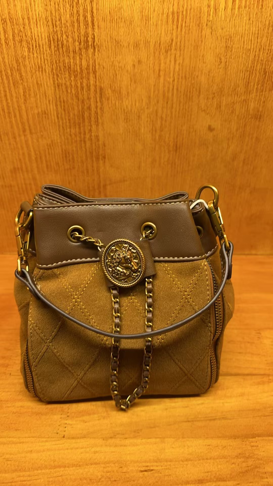 （亮牌灯点关注才可以拍）单肩斜手提包气质手提包肩包经典轻奢时尚