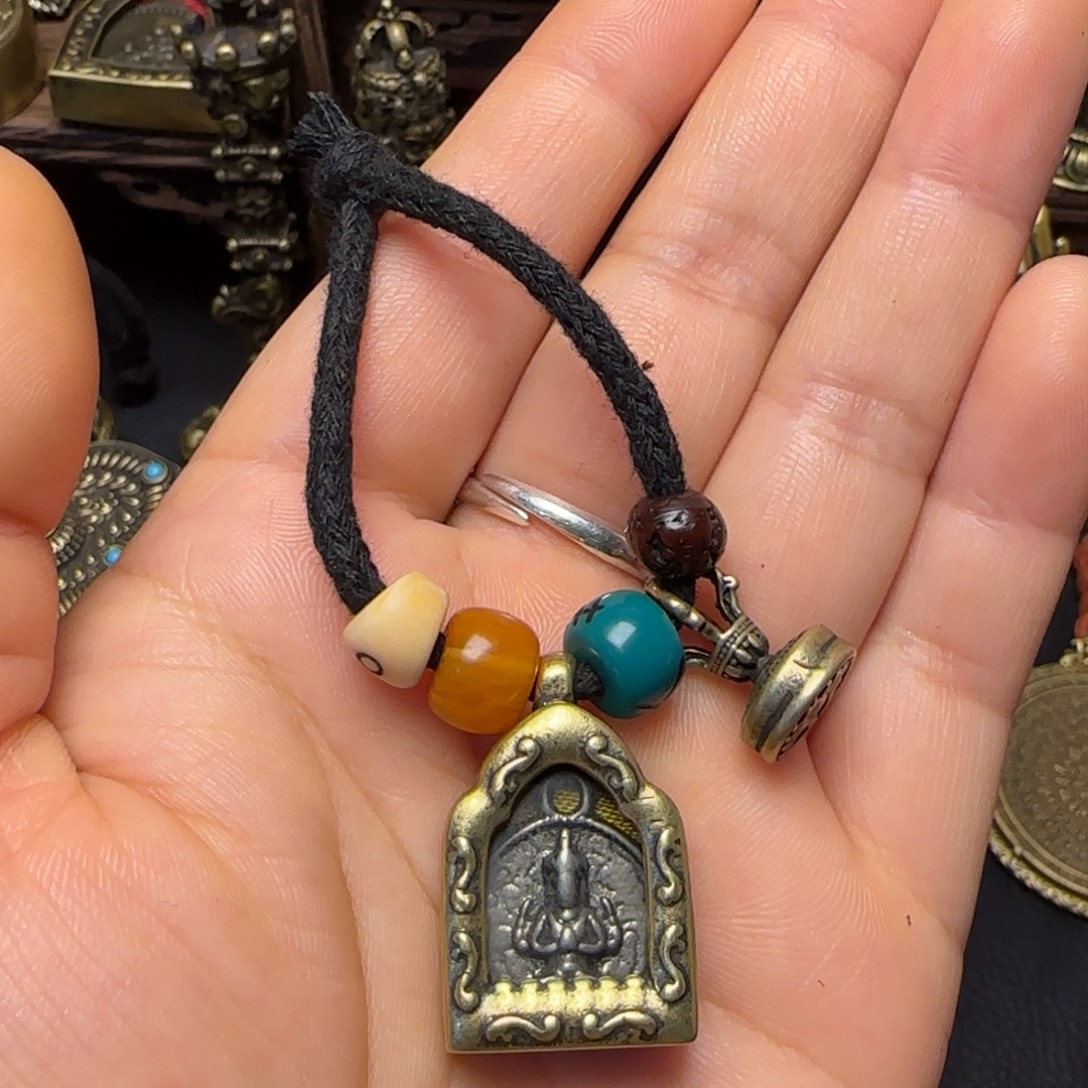 小***伟泥塑藏传牌子……藏传牌子