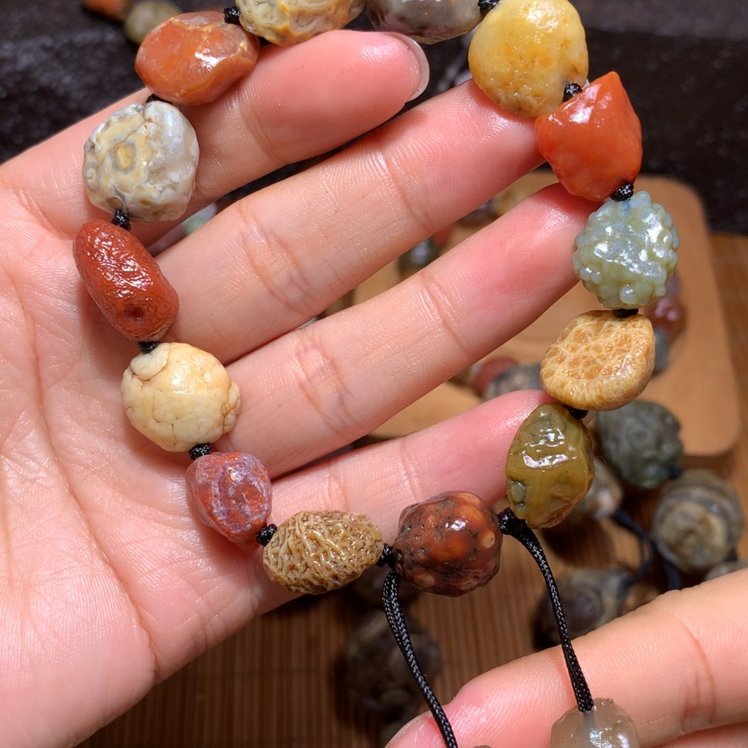 未镶嵌玛瑙/玉髓珠宝半成品