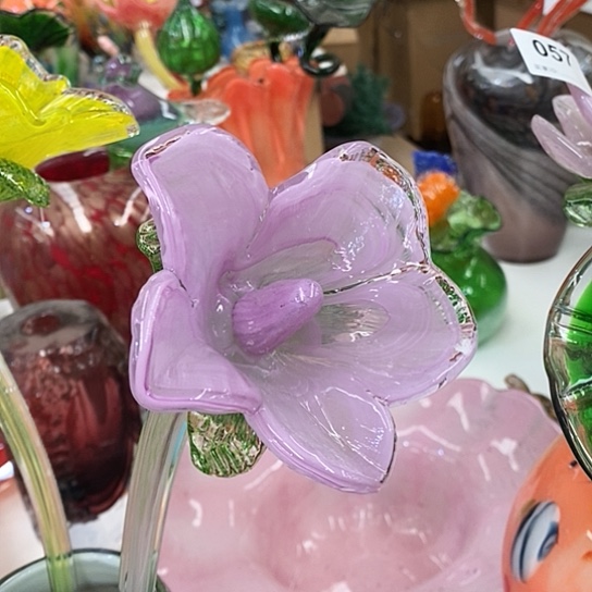 琉璃花瓶高45厘米宽6厘米