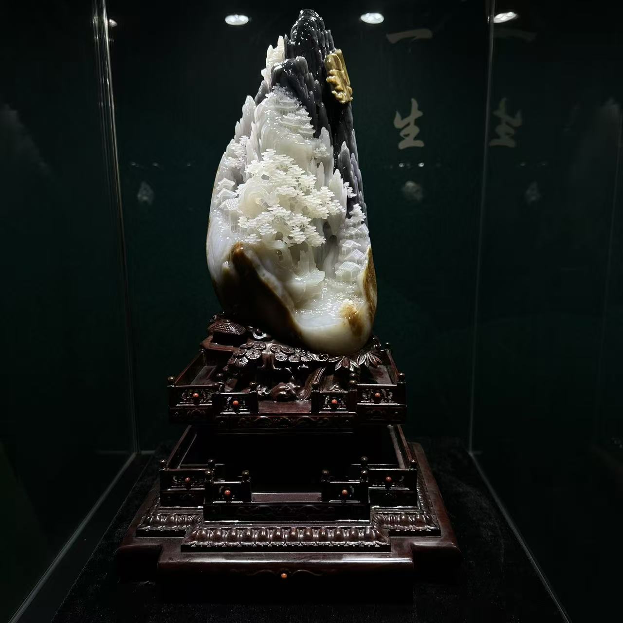 和田玉山水摆件精品