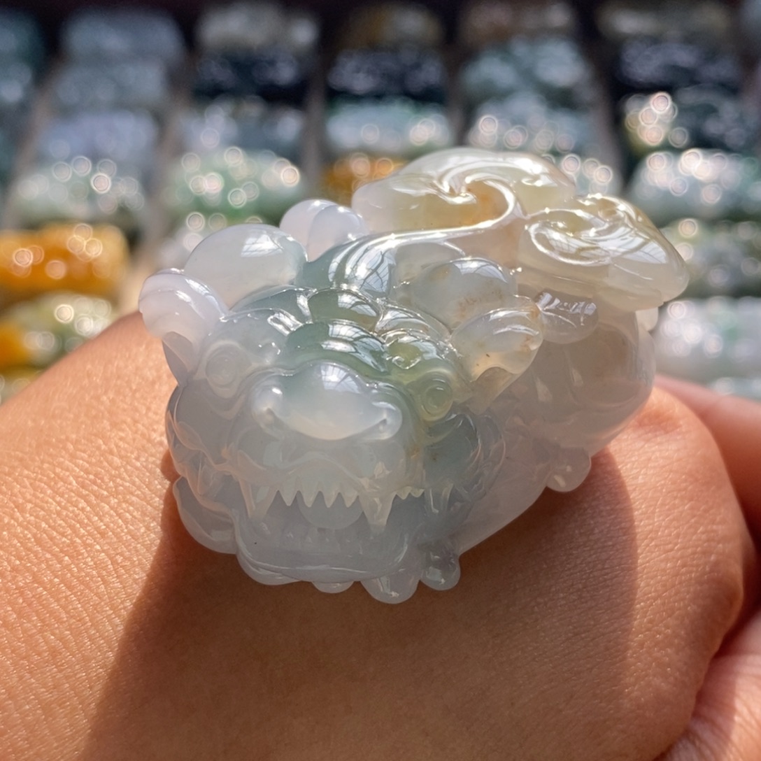 翡翠未镶嵌颈饰天然翡翠貔貅吊坠