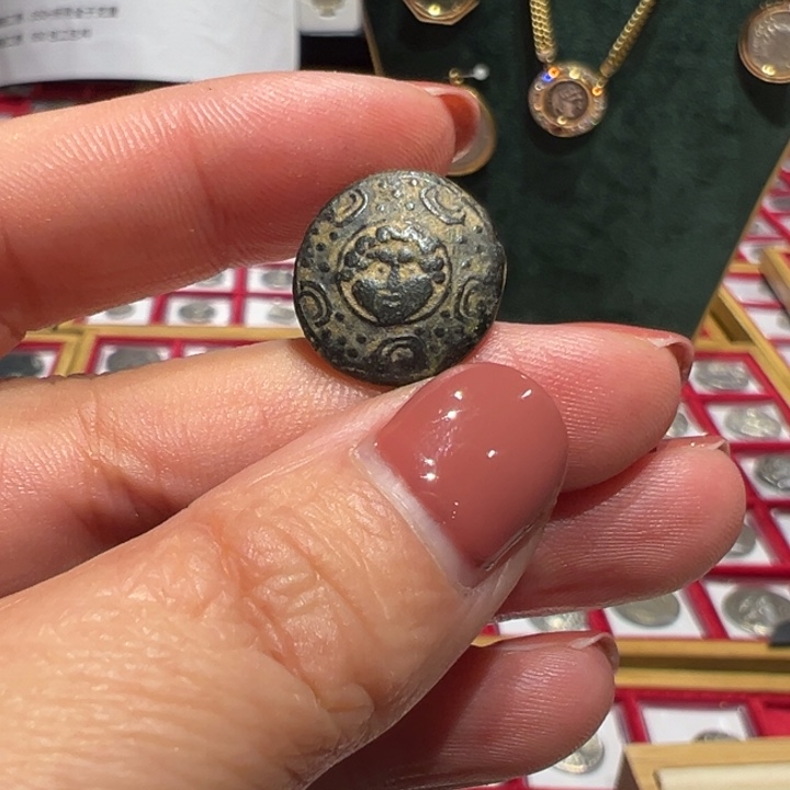 铜只**绿古希腊美杜莎铜币