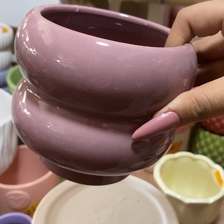 陶瓷花盆有孔 瑕疵介意勿拍 