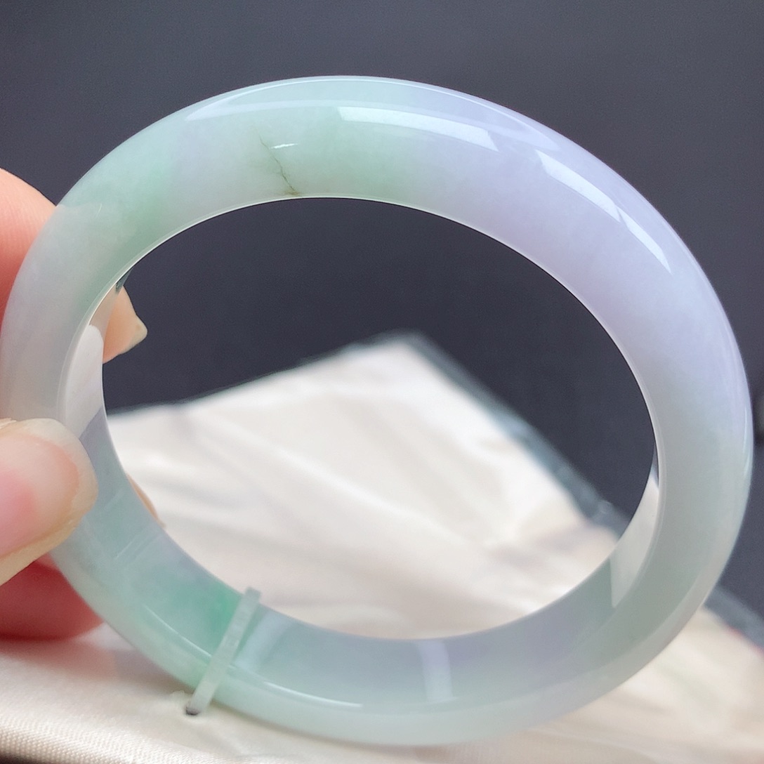 翡翠手镯未镶嵌100n n n n n n