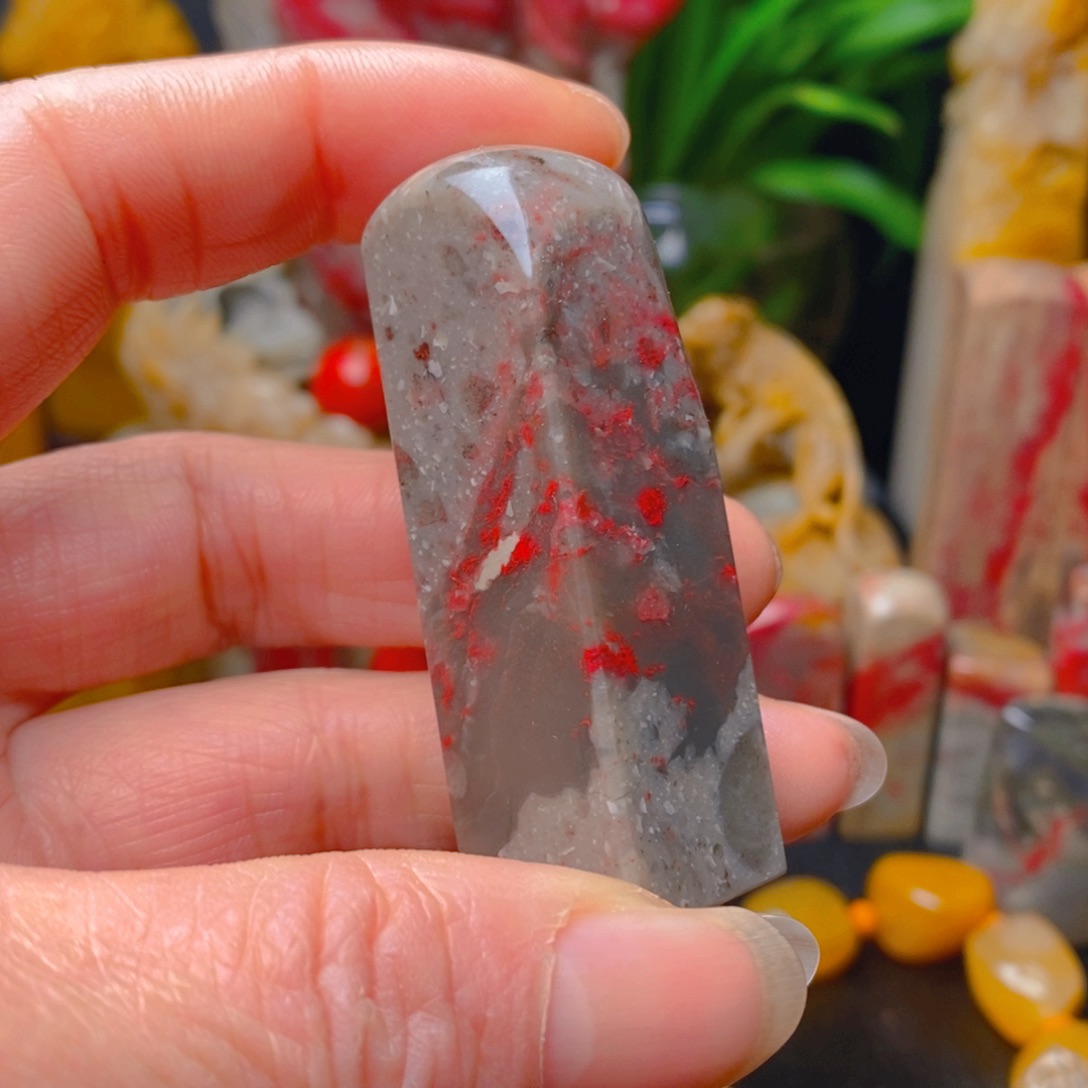 昌化鸡血石昌化鸡血石印章