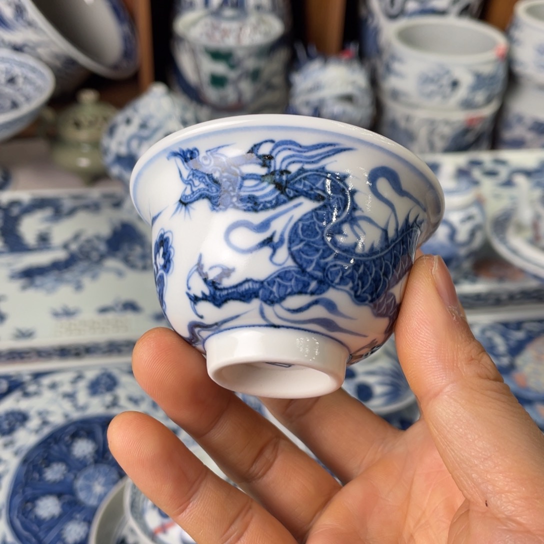 景德镇陶瓷手工手绘