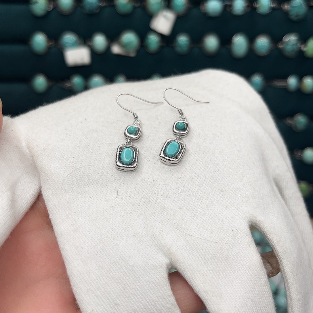 绿松石绿松石未镶嵌