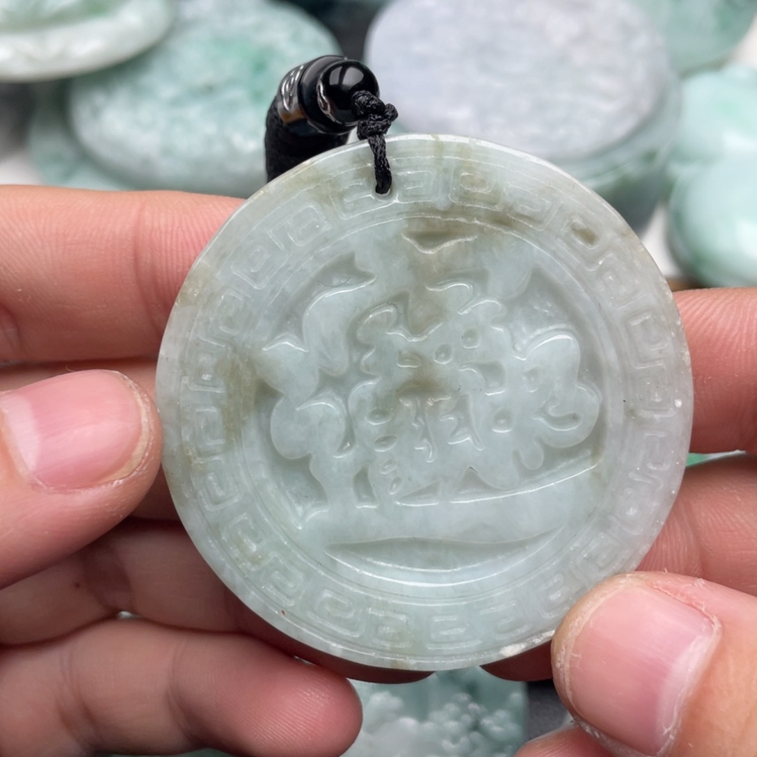 翡翠未镶嵌吊坠(不含链)