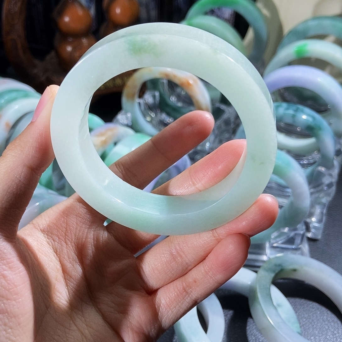 先***事定制翡翠未镶嵌手镯